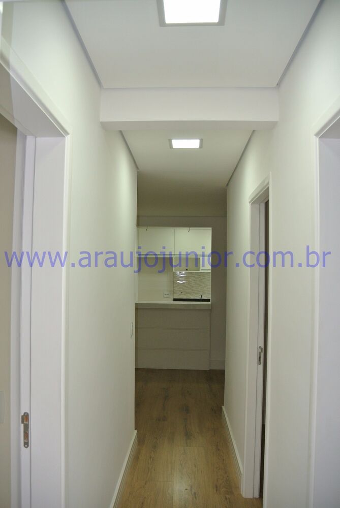 Apartamento, 3 quartos, 70 m² - Foto 2