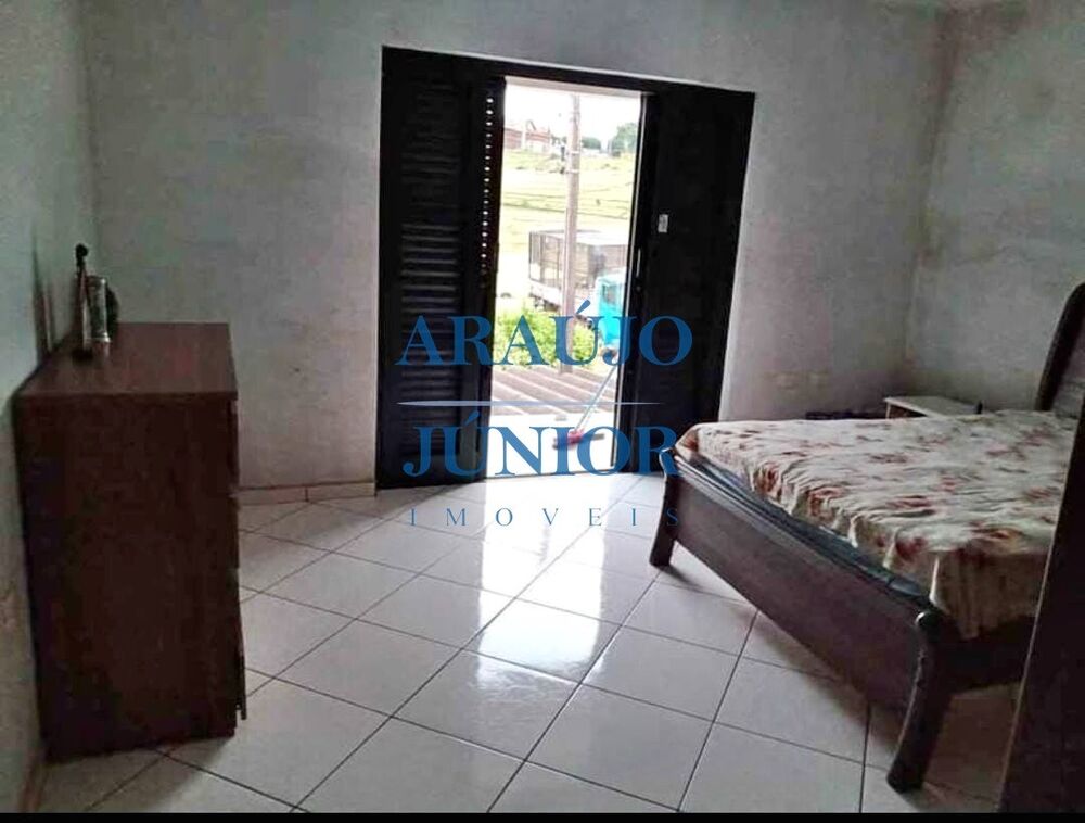 Casa, 4 quartos, 127 m² - Foto 1