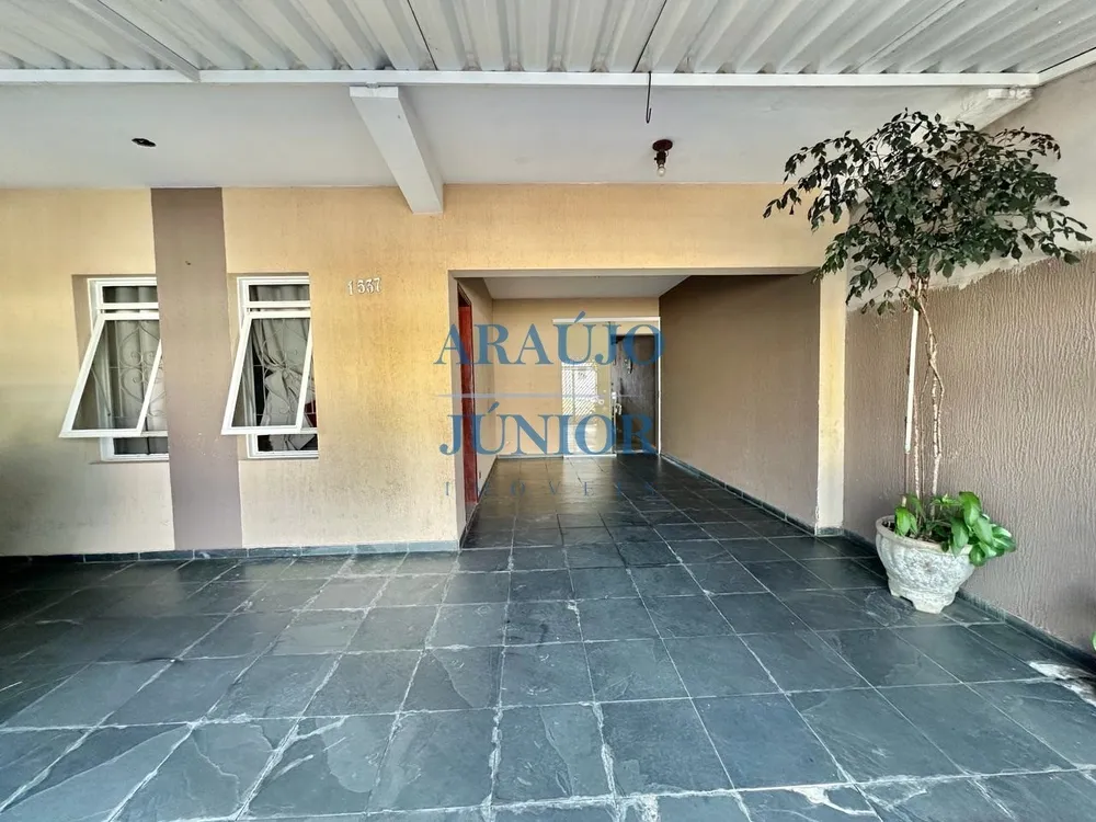 Casa, 4 quartos, 240 m² - Foto 2