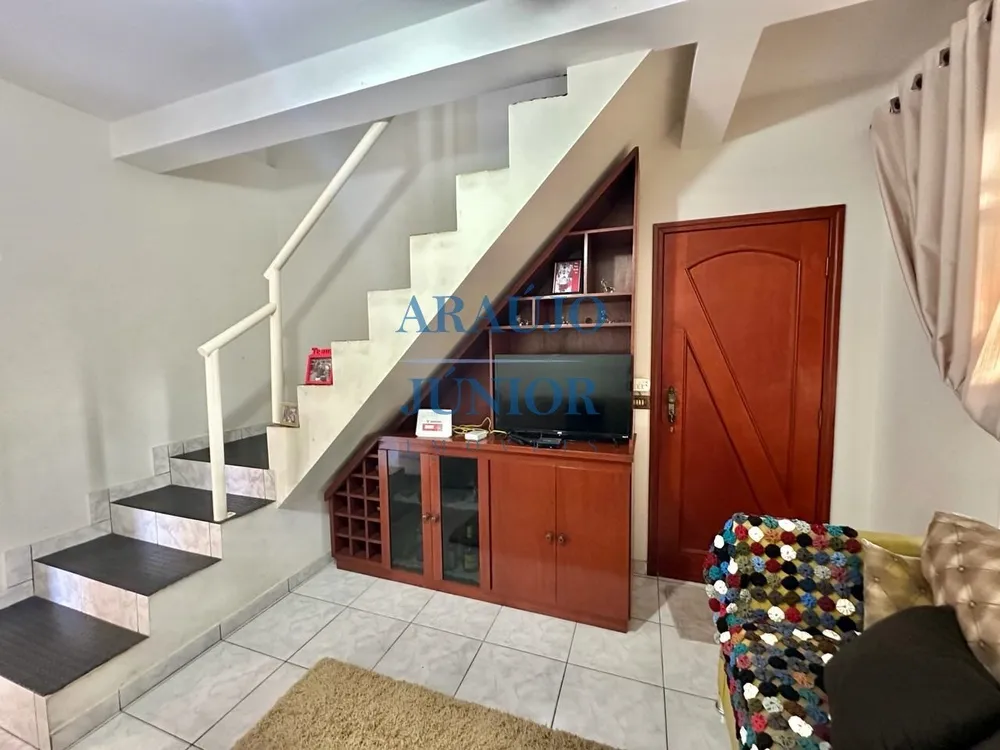 Casa, 4 quartos, 240 m² - Foto 11