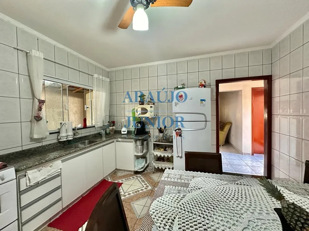 Casa, 4 quartos, 240 m² - Foto 5