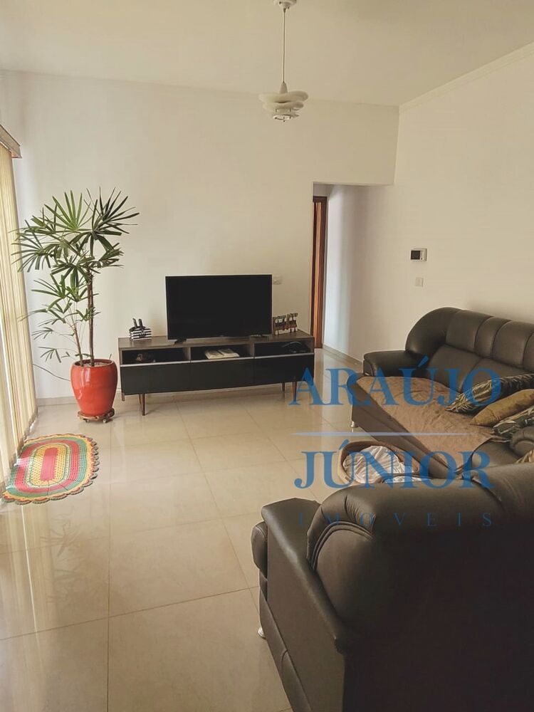 Casa à venda com 3 quartos, 590m² - Foto 19