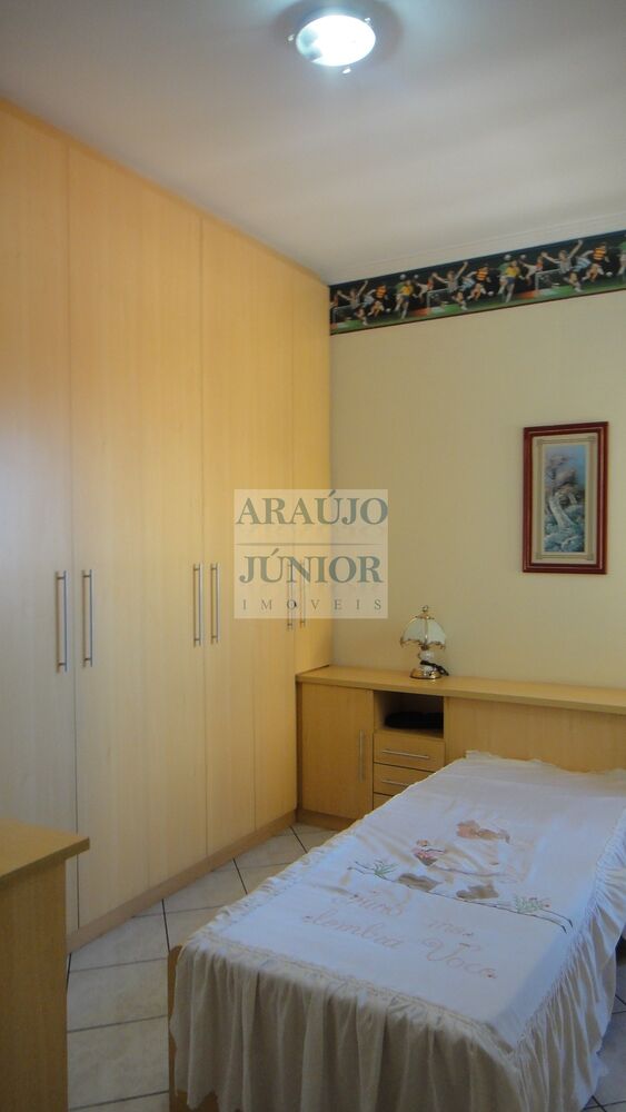 Casa, 3 quartos, 290 m² - Foto 3