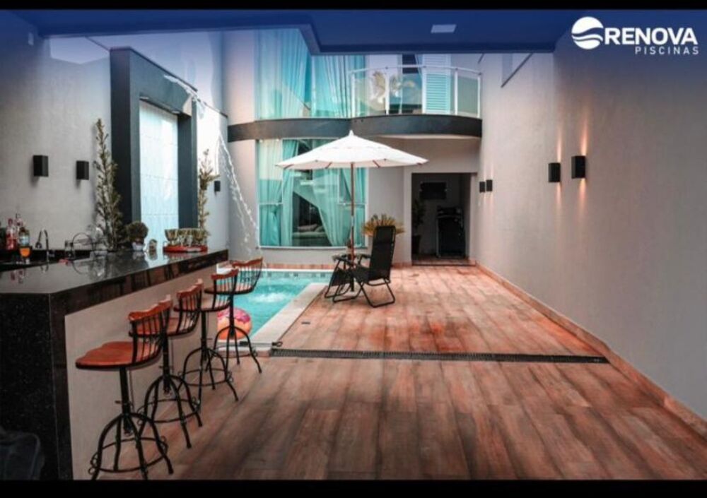Casa à venda com 3 quartos, 180m² - Foto 2
