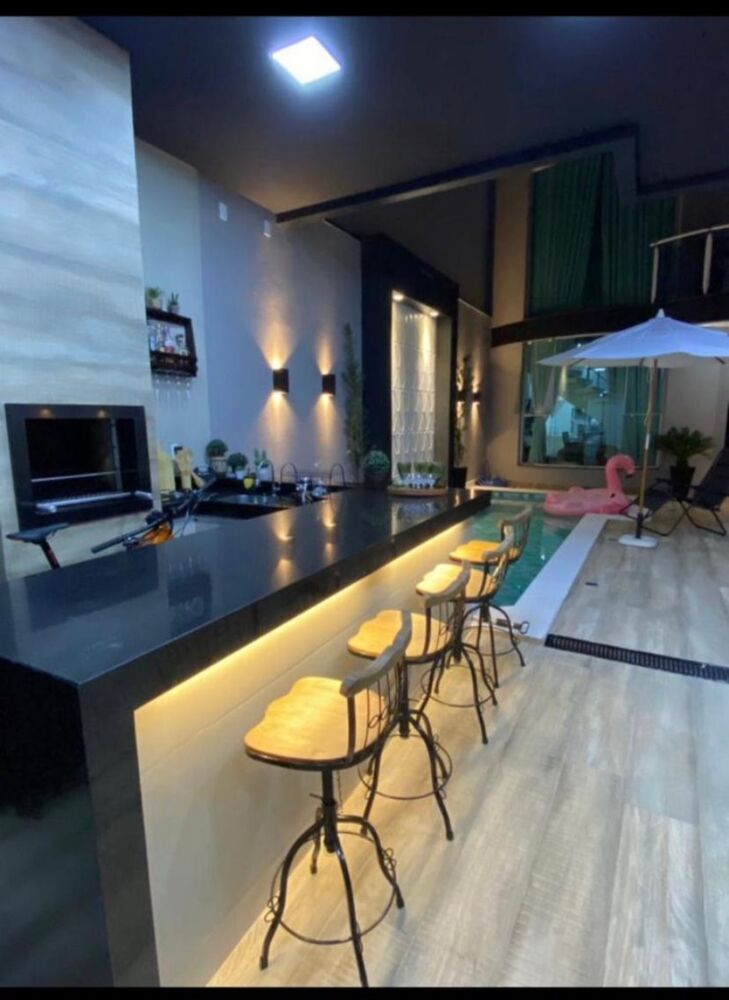 Casa à venda com 3 quartos, 180m² - Foto 3