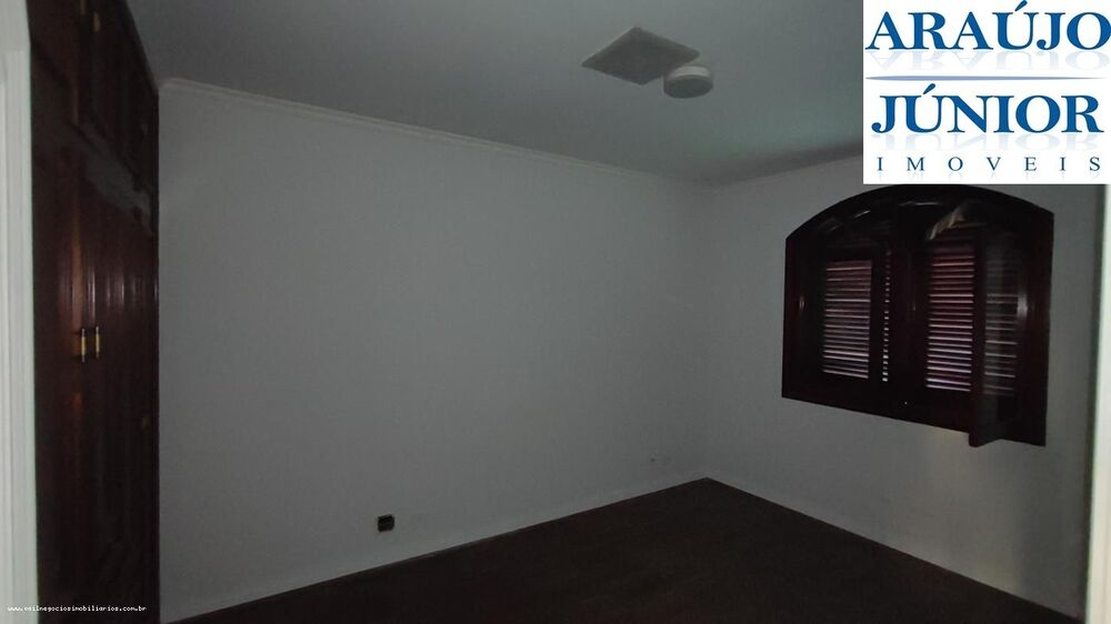 Casa à venda e aluguel com 4 quartos, 368m² - Foto 13