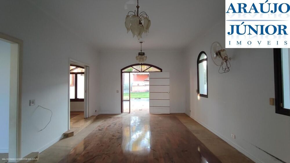Casa à venda e aluguel com 4 quartos, 368m² - Foto 6