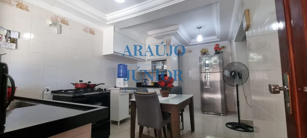 Casa, 3 quartos, 200 m² - Foto 15