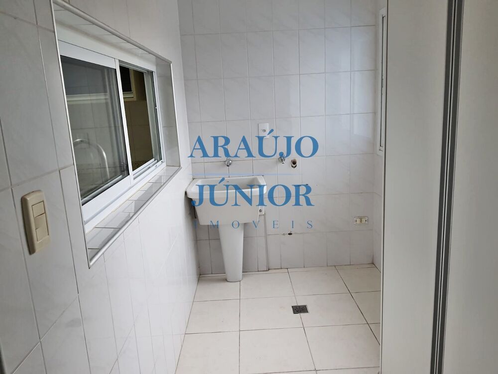 Apartamento à venda com 2 quartos, 110m² - Foto 5