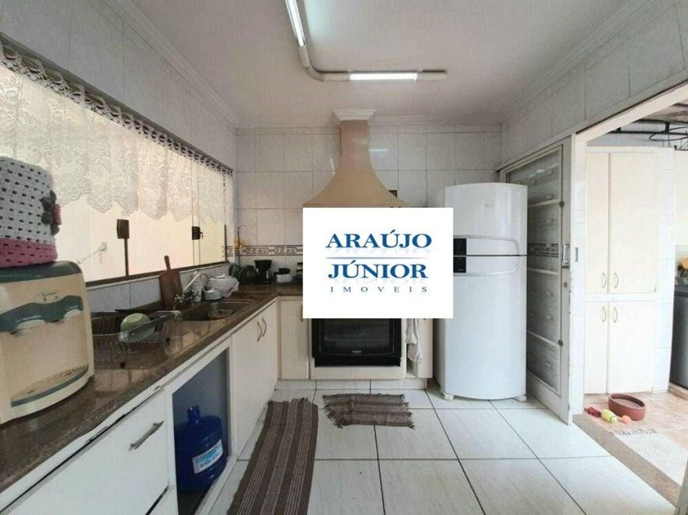 Casa à venda com 3 quartos - Foto 3