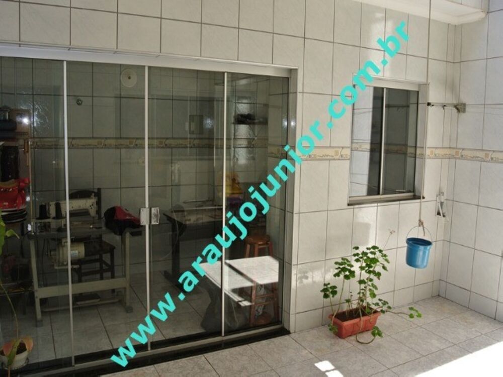 Casa, 3 quartos, 254 m² - Foto 1