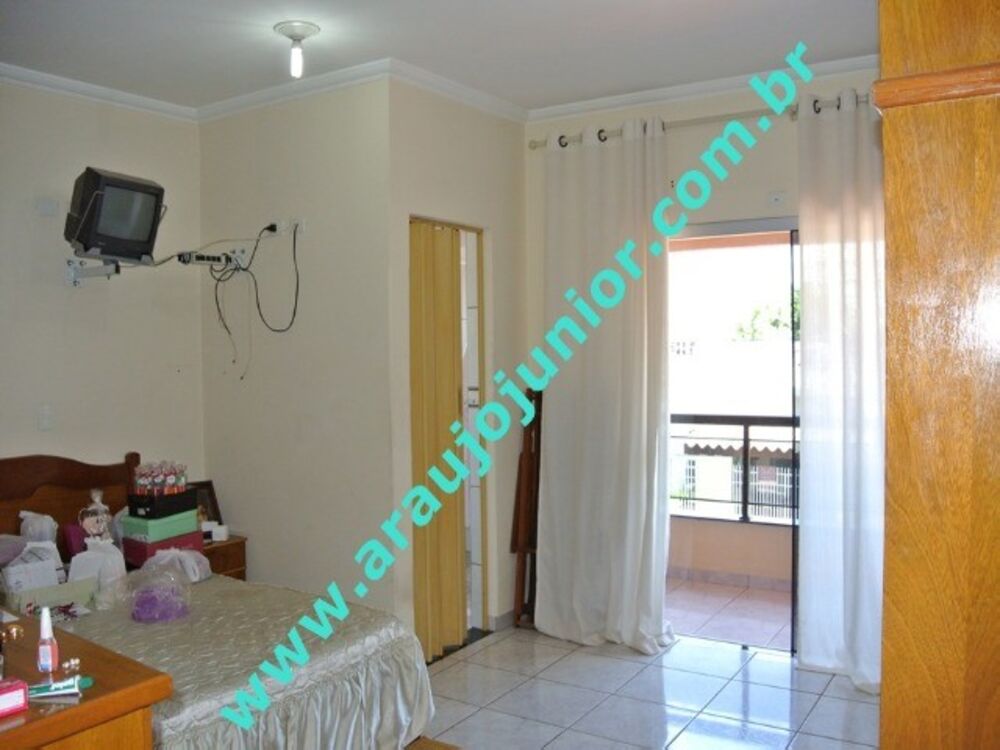 Casa, 3 quartos, 254 m² - Foto 3