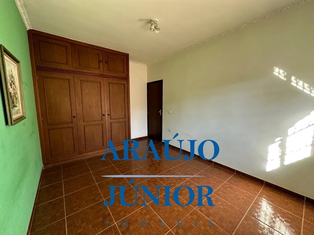 Casa, 3 quartos, 240 m² - Foto 11