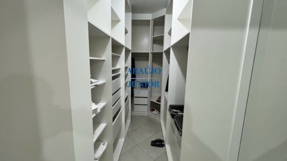 Casa, 4 quartos, 275 m² - Foto 4