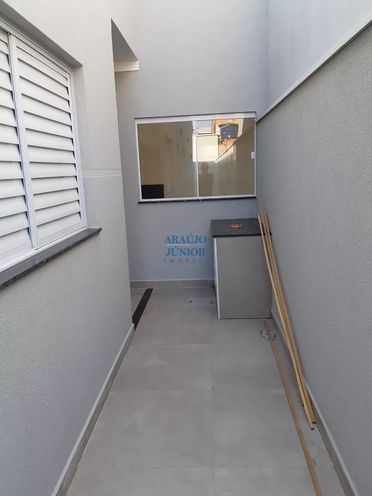 Casa à venda com 3 quartos, 137m² - Foto 3