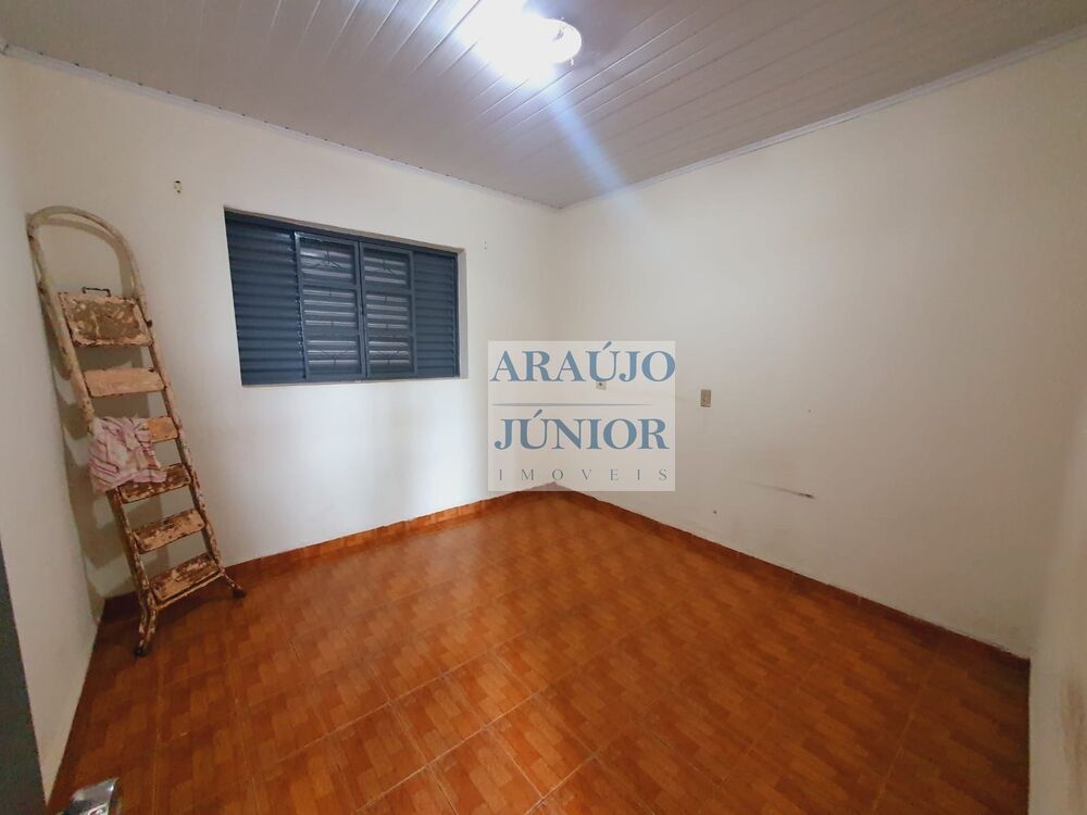 Casa, 4 quartos, 135 m² - Foto 1