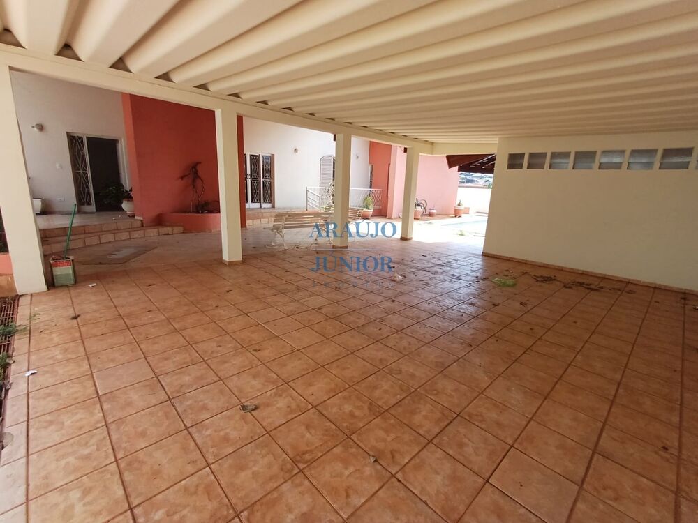 Casa para alugar com 4 quartos, 308m² - Foto 7