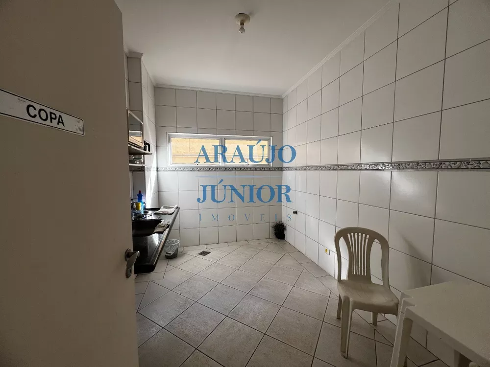 Apartamento à venda com 3 quartos, 133m² - Foto 6