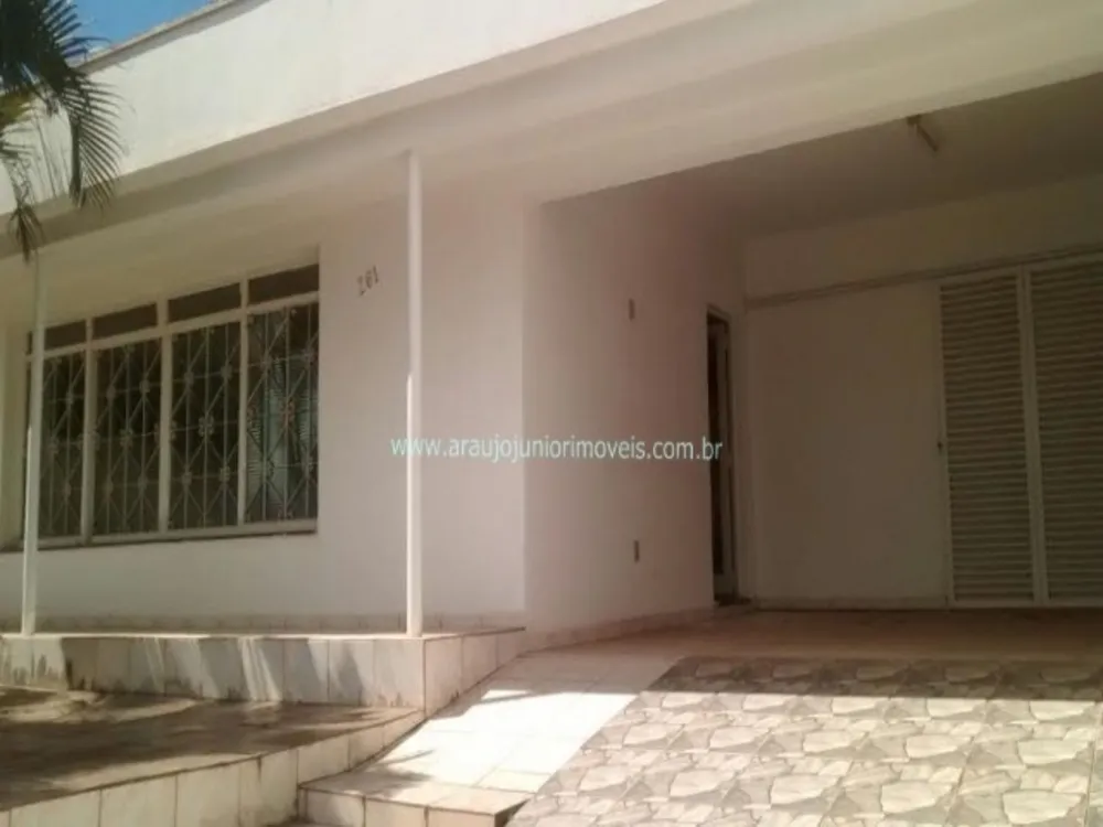 Casa, 3 quartos, 200 m² - Foto 2