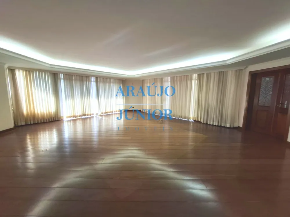 Apartamento, 3 quartos, 673 m² - Foto 1