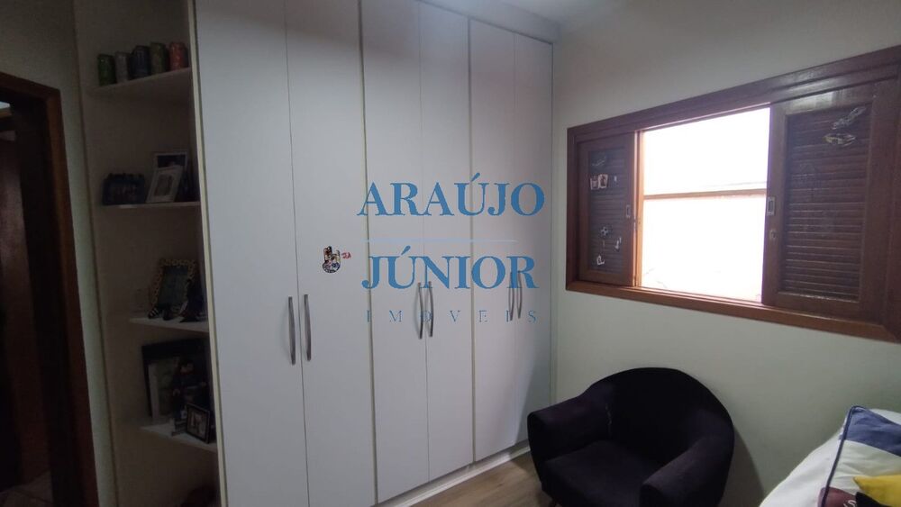 Casa à venda com 3 quartos, 120m² - Foto 4