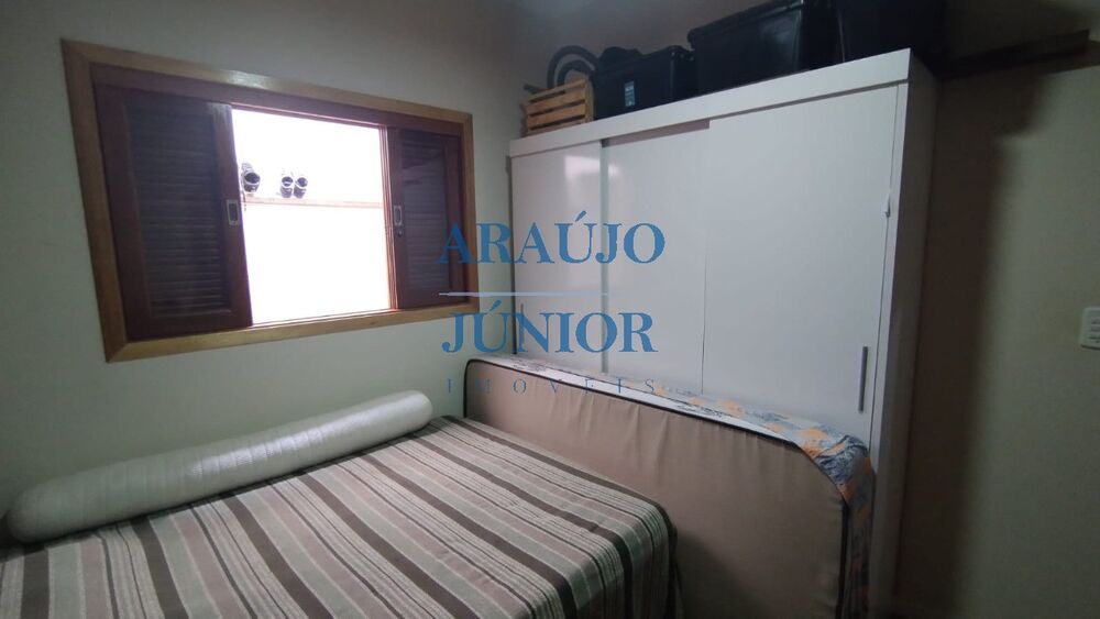 Casa à venda com 3 quartos, 120m² - Foto 3
