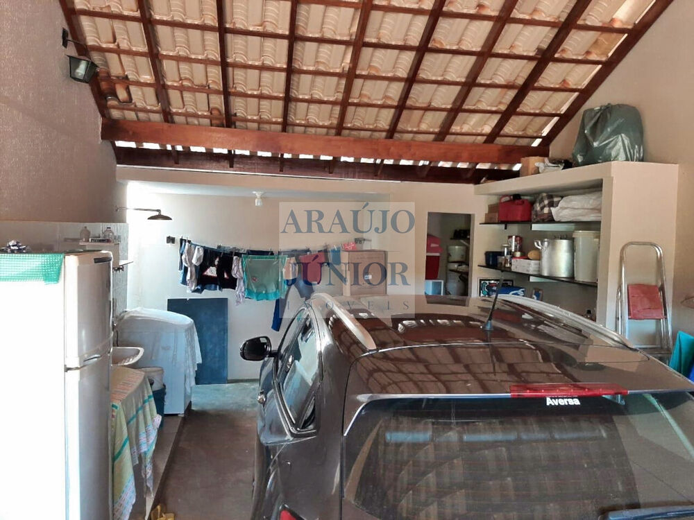 Chácara à venda com 3 quartos, 250m² - Foto 10