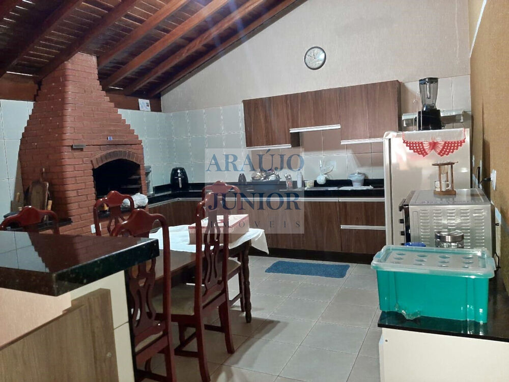 Chácara à venda com 3 quartos, 250m² - Foto 6