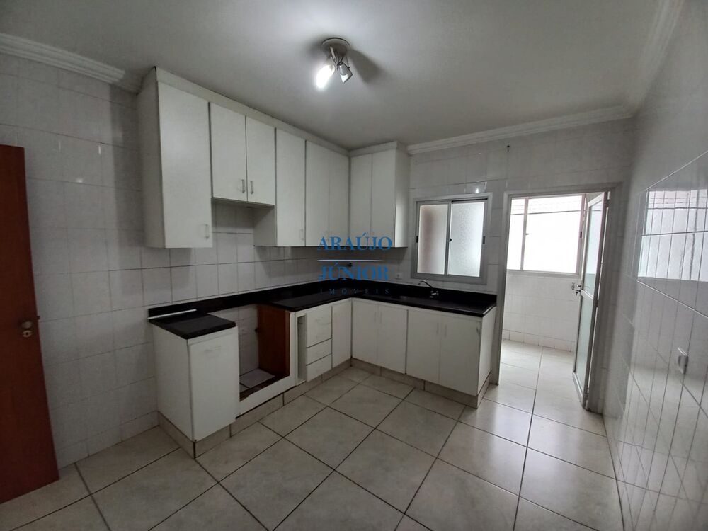 Apartamento, 3 quartos, 100 m² - Foto 3