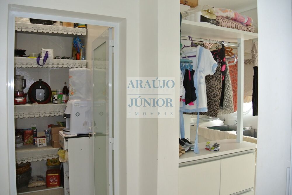 Casa à venda com 4 quartos, 395m² - Foto 5