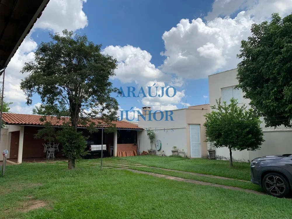 Casa, 3 quartos, 1153 m² - Foto 3