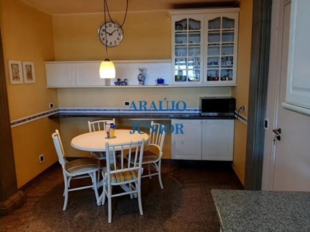 Apartamento, 3 quartos, 239 m² - Foto 12