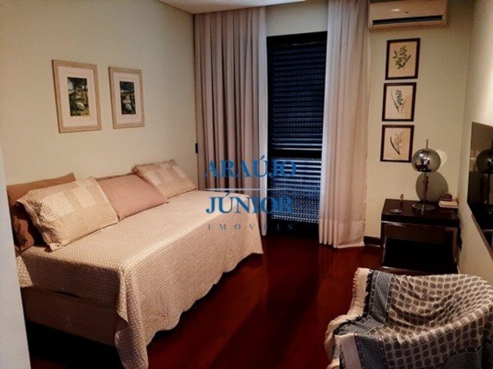 Apartamento, 3 quartos, 239 m² - Foto 2