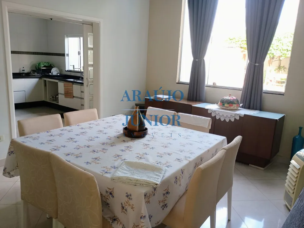 Casa, 3 quartos, 255 m² - Foto 6