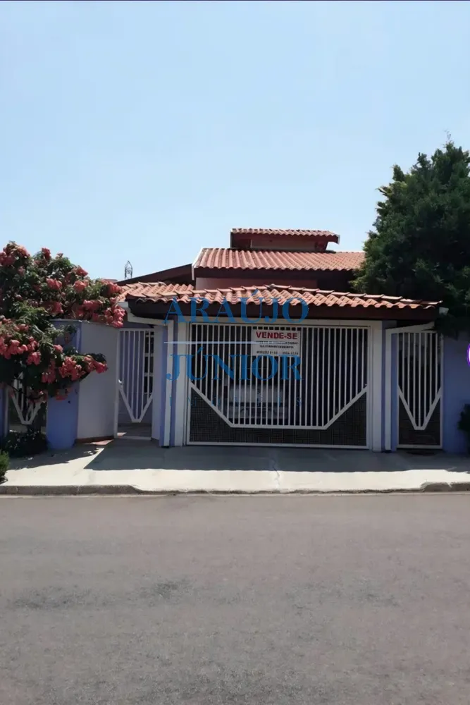 Casa, 3 quartos, 157 m² - Foto 1