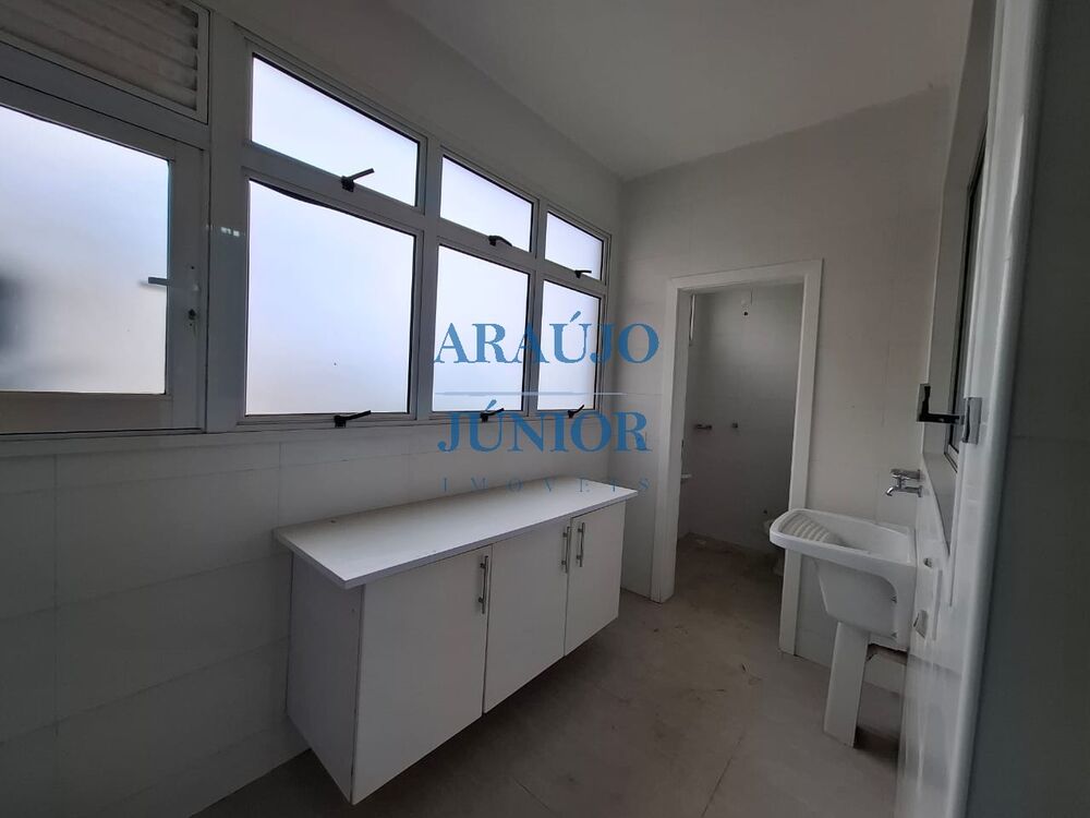 Apartamento, 3 quartos, 128 m² - Foto 2