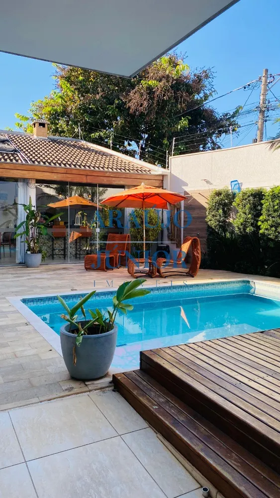 Casa, 3 quartos, 180 m² - Foto 2