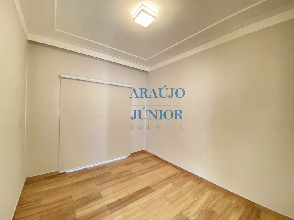 Casa à venda com 3 quartos, 220m² - Foto 6