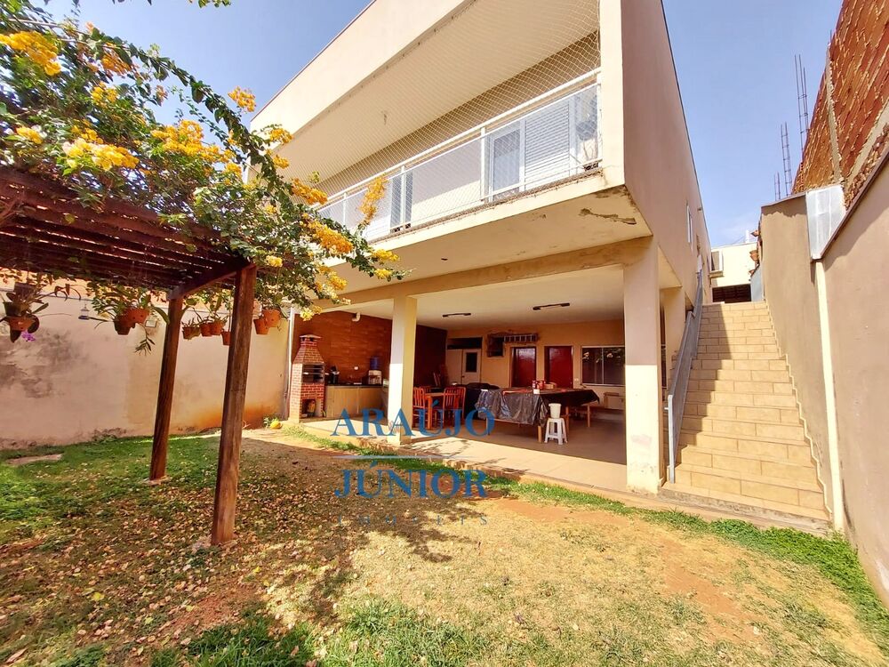 Casa, 3 quartos, 193 m² - Foto 8