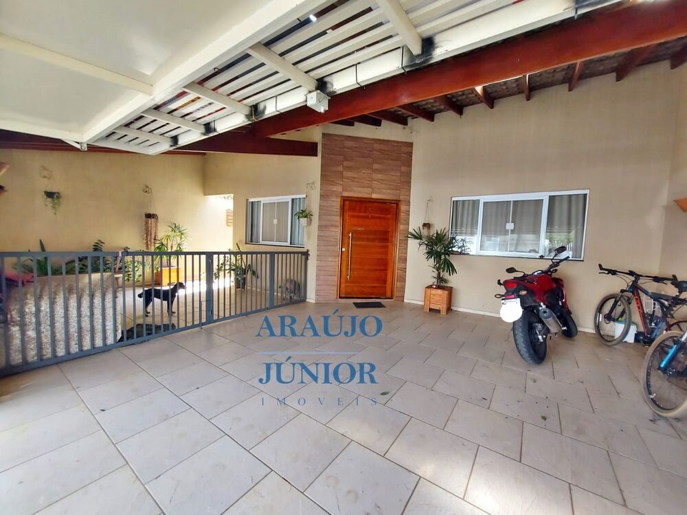 Casa, 3 quartos, 193 m² - Foto 4