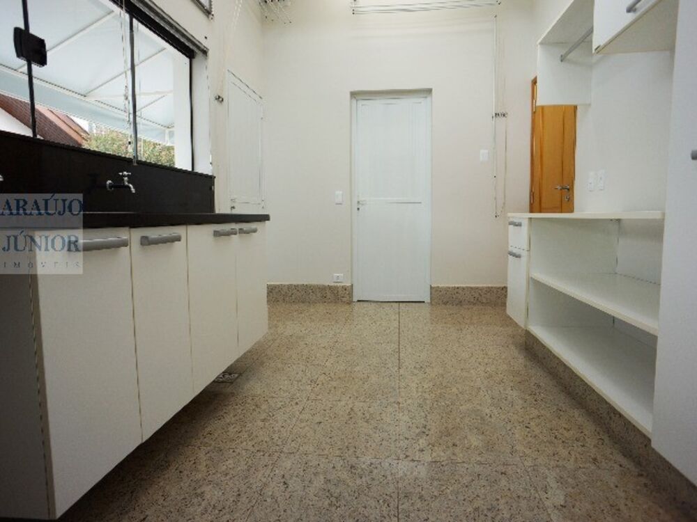 Casa, 4 quartos, 640 m² - Foto 2