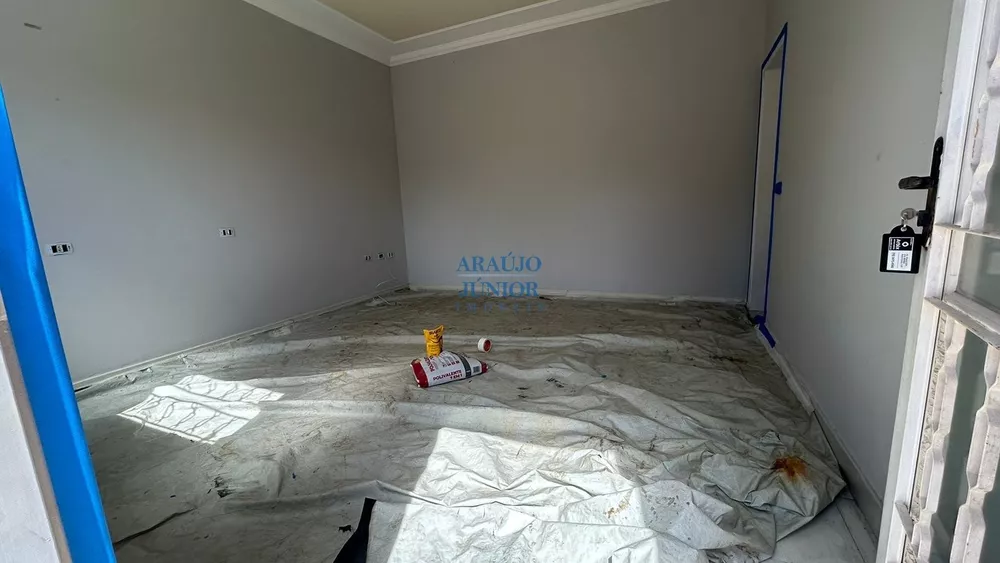 Casa à venda com 2 quartos, 130m² - Foto 2