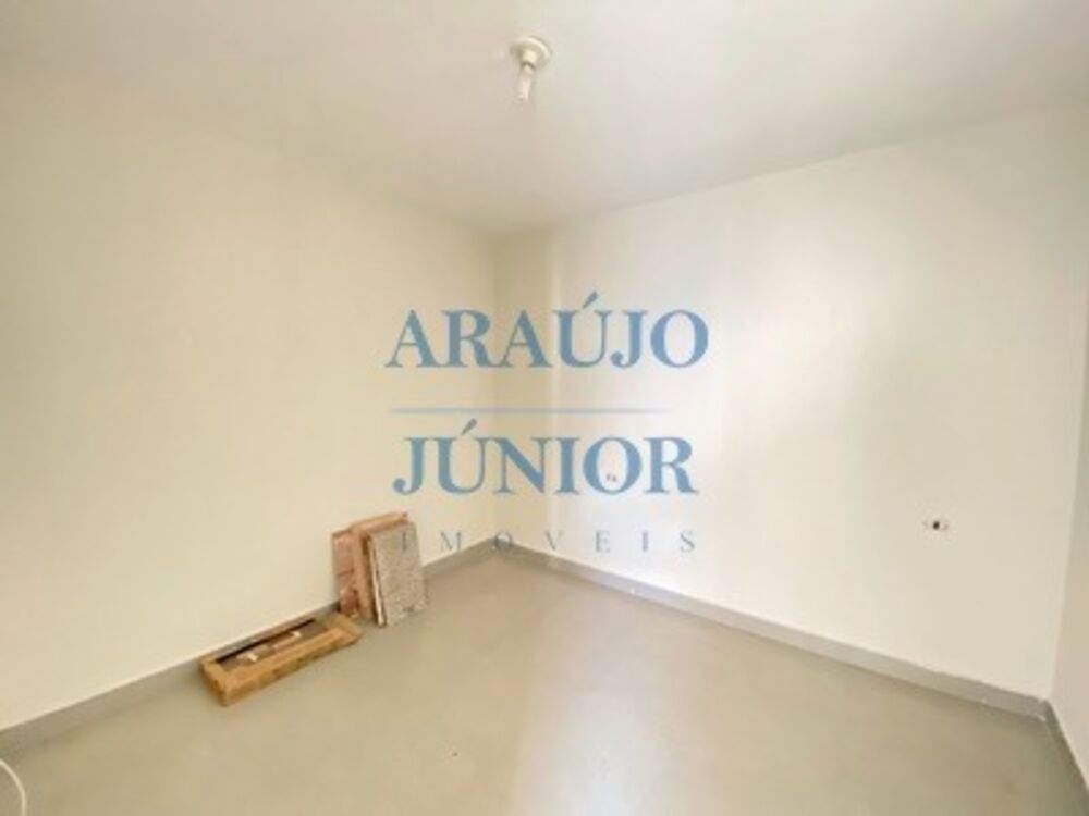 Casa à venda com 3 quartos, 195m² - Foto 7