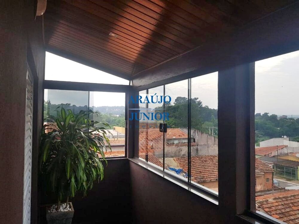 Casa, 3 quartos, 236 m² - Foto 2