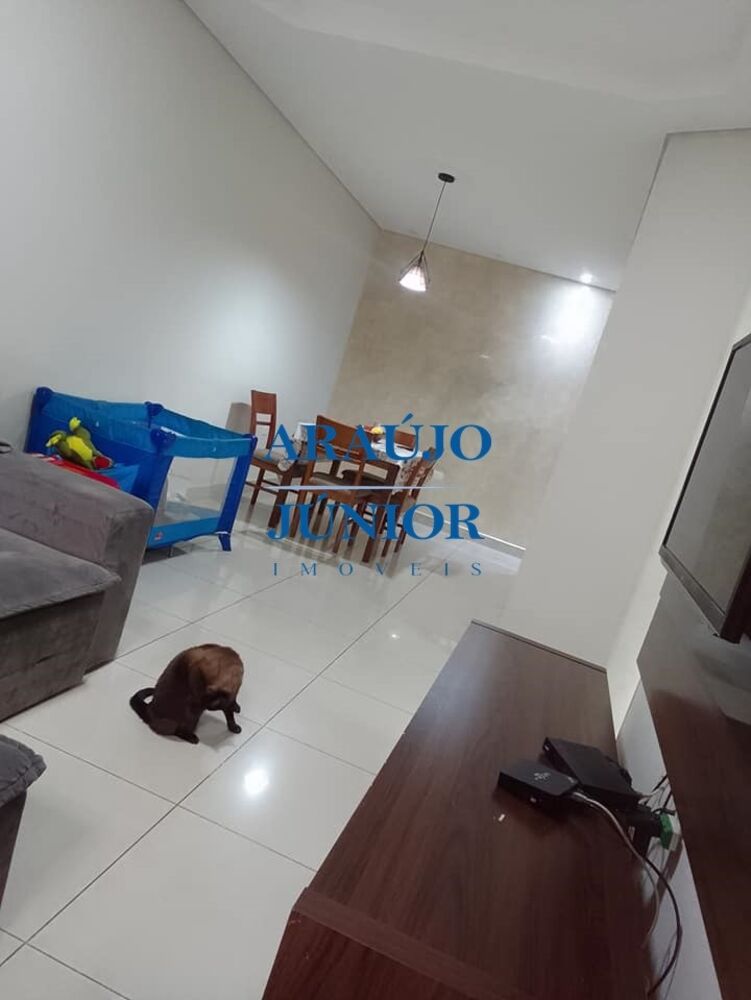 Casa à venda com 2 quartos, 71m² - Foto 9