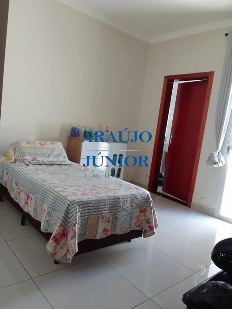 Casa à venda com 2 quartos, 71m² - Foto 14