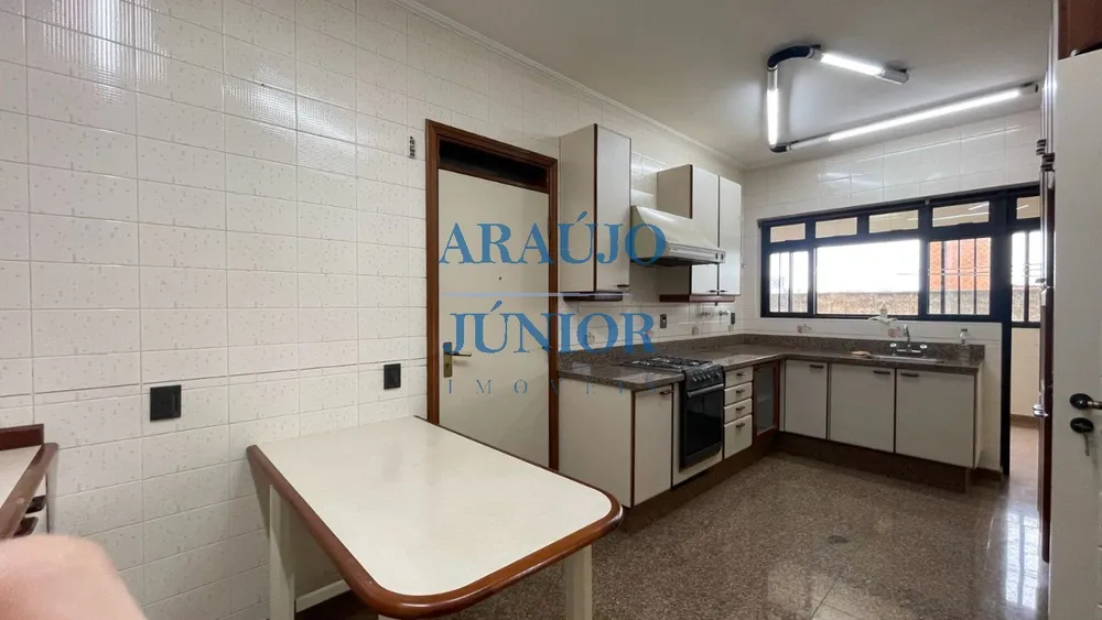 Apartamento, 3 quartos, 250 m² - Foto 12