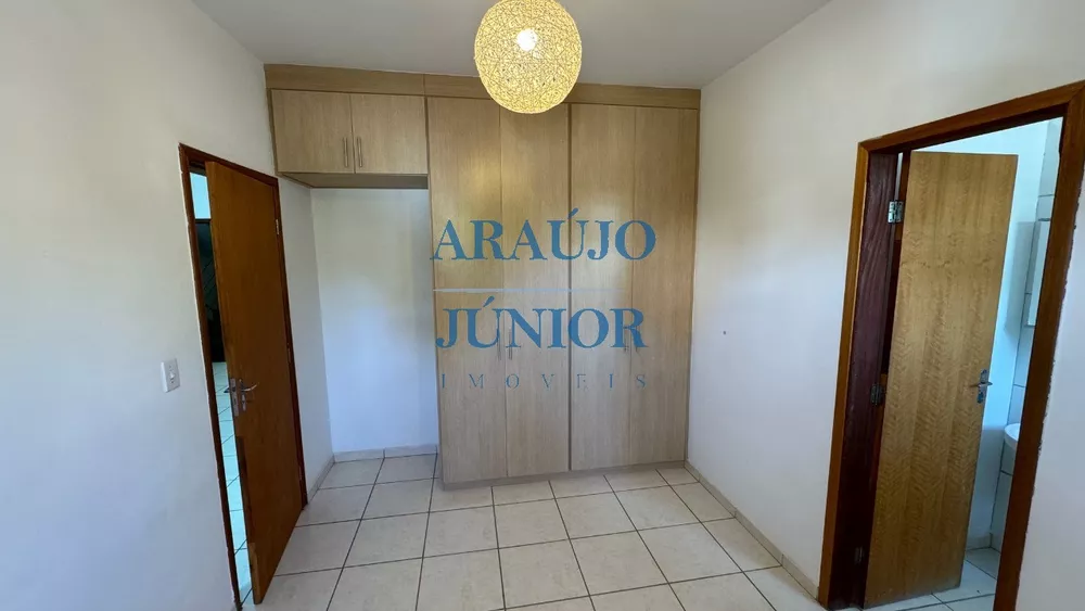 Apartamento à venda com 2 quartos, 72m² - Foto 1