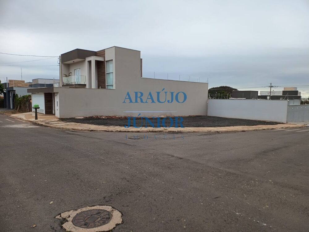 Terreno à venda e aluguel, 298m² - Foto 1