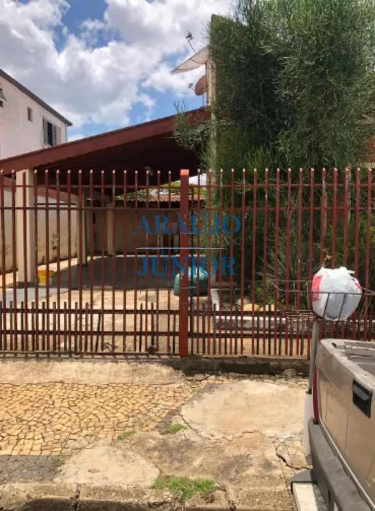 Casa à venda com 2 quartos, 260m² - Foto 1